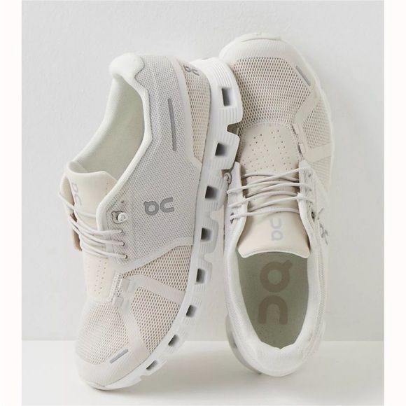On Cloud On Running Cloud 5 Pearl White 9 - Picture 1 of 10